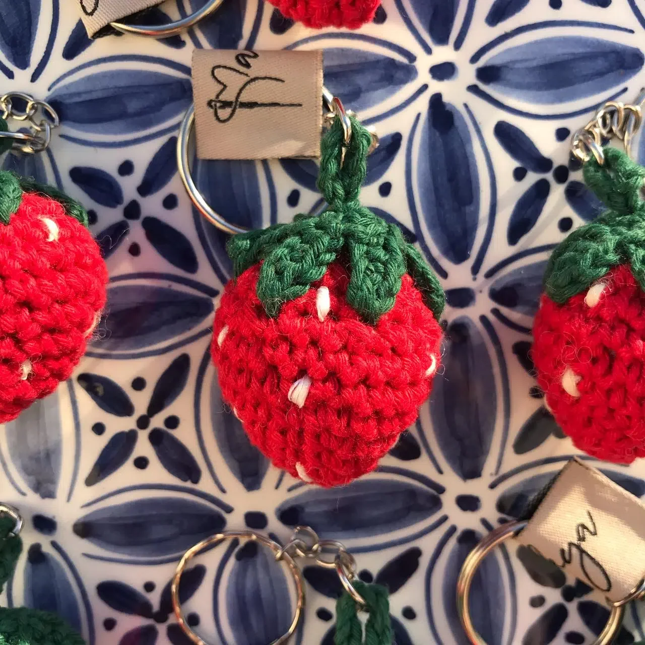  Porte-clés fraise en crochet fait main idéal pour clés et sacs